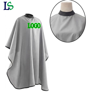 Mantelle Professionali Antistatiche per Barbiere con Logo Personalizzato, Mantella Grigia per Taglio Capelli con Collo in Silicone - Product Image 1