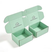 Boîte d'emballage postale en papier personnalisable et recyclable pour vêtements, chaussettes, chemises, jupes, pantalons, sous-vêtements – Vente en gros, conception gratuite