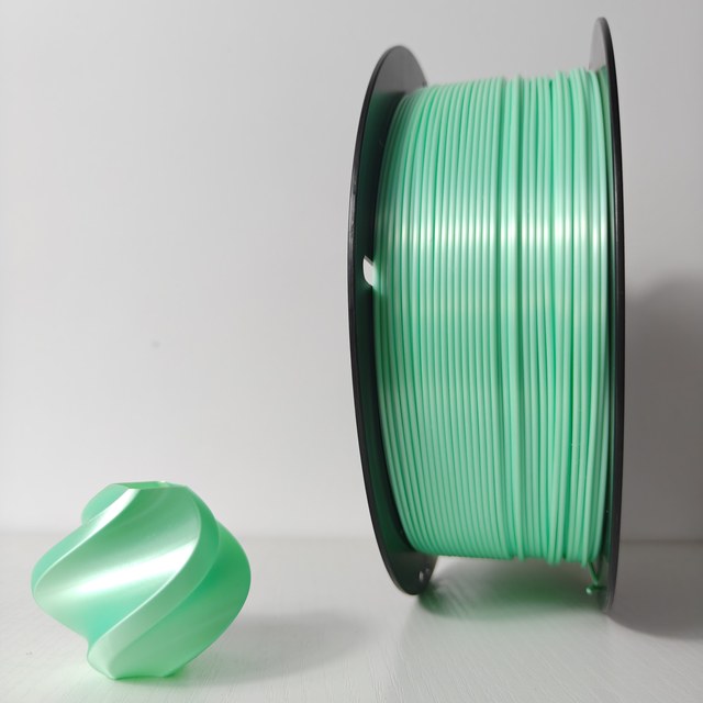 PLA Filament Green Color SILK GREEN 3D Printer Filament 1kg 1.75mm High Quality 330m Length PLA Silk 3D Printing Filament