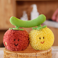 Peluche fraise rose souriante de dessin animé, personnalisable, mignonne, jouet réaliste, pour machine à griffes, peluche à lancer pour mariage, vente en gros