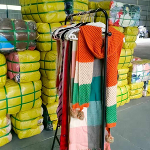 Assortiment de foulards d'hiver d'occasion PJ02, foulards en <span class=keywords><strong>laine</strong></span> mélangée et en coton tricotés pour diverses tenues et occasions - Product Image 5