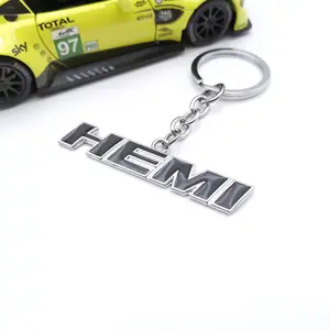 Porte-clés en stock porte-clés en métal logo de voiture personnalisé porte-clés en émail doux en alliage Zine pendentif de voiture