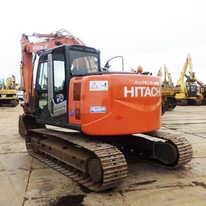Excavadoras Hitachi ZX135 13T Usadas con Pocas Horas de Trabajo, Fabricadas en Japón, de Segunda Mano, con Accesorio de Pulgar y Martillo Hidráulico - Product Image 2