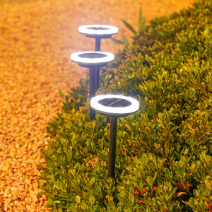 ไฟสวนพลังงานแสงอาทิตย์แบบหมุนได้ 12 LED กันน้ำ สำหรับสนามหญ้ากลางแจ้ง ทางเดิน และตกแต่งภูมิทัศน์ - Product Image 4