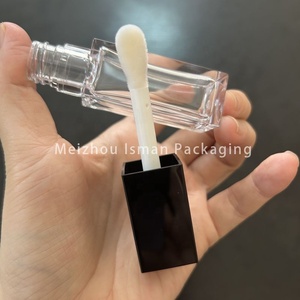 ISMAN ขายส่ง หลอด<span class=keywords><strong>ลิป</strong></span>กลอสทรงเหลี่ยม 8 มล. 10 มล. หัวแปรงใหญ่ สีชมพูสด ขาว ดำ ฝาปิด  บรรจุภัณฑ์<span class=keywords><strong>ลิป</strong></span>ออยล์เปล่า  ขวดพร้อมโลโก้สั่งทำได้ - Product Image 3