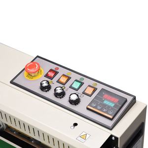 Machine de cachetage automatique de vernis de poêle FR1000 avec la roue de codage de bouton d'arrêt d'urgence portative pour l'emballage de grain de casse-croûte - Product Image 3