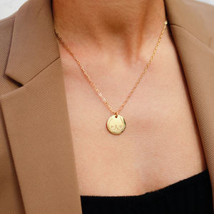 Collar con nombre personalizado chapado en oro de 18k, joyería de acero inoxidable, colgante de disco grabado de gemelos - Product Image 3