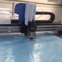 Realtop CNC Teppich- und Fußmatten-Oszilliermesser-Schneidemaschine für die Textilproduktion