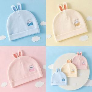 Venta al por Mayor de Gorros Cálidos de Algodón para Bebés Recién Nacidos con Estampado de Puntos y Dibujos Animados, Diseño Unisex para Playa y Uso Diario, Personalizables - Product Image 5