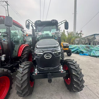 Multifunktionaler Traktor Landwirtschaftlicher Kleiner Kompakttraktor 4x4 Farmtraktor mit Front- und Hecklader Doppelkupplung