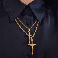 Pendentif Croix de Jésus Populaire en Acier Inoxydable, Bijou Chrétien Tendance, Crucifix Plaqué Or 24 carats, Collier Pendentif pour Homme, Cadeau de Remise de Diplôme