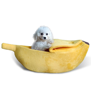 Cama térmica para mascotas con forma de plátano de invierno con tapa, diseño semicerrado para hámsters, gatos, perros, almohadilla suave para dormir - Product Image 1