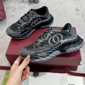 Chaussures de course en cuir de haute qualité pour hommes, chaussures de marche décontractées pour femmes, baskets de sport tendance à semelle épaisse - Product Image 1