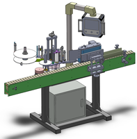 Machine d'étiquetage automatique YS510 pour bouteilles de sauce et bocaux en verre ronds, avec impression intégrée et application d'étiquettes autocollantes pour sauces.