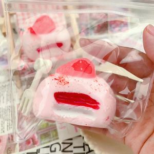 Nuevo Juguete Antiestrés de Plástico con Textura de Pastel de Leche y Fresa Súper Suave, Simulación de Pastel con Crema Explosiva - Product Image 3