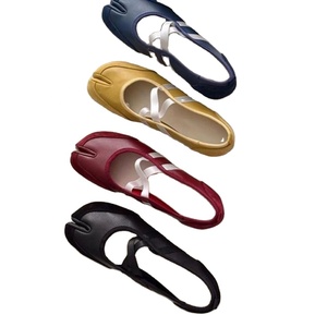 Ballerines à bout fendu X-Strap en PU, respirantes, à enfiler, pour femme, toutes saisons, couleur unie - Product Image 1