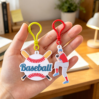Porte-clés en plastique souple en PVC, thème baseball, vente en gros, promotionnel, personnalisé, dessin animé, produits promotionnels