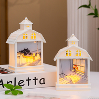 Adorable lampe de table moderne en forme de maison LED blanc chaud à piles veilleuse pour la décoration intérieure