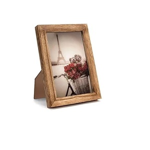 Marco de Madera Sólida para Fotos, Diseño Duradero, Ideal para Decoración del Hogar y Exhibición de Fotos, Disponible para la Venta, Directo de Fábrica - Product Image 1