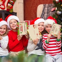 8 Ensembles de Lettres Officielles du Père Noël et Certificats de la Liste des Bonnes Nains du Père Noël pour Noël