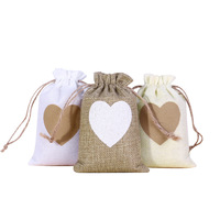 Sacs cadeaux en toile de jute avec cordon de serrage, grands sacs cadeaux à cordon, pochettes cadeaux bonus pour les faveurs de mariage, les fêtes et les festivals