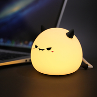 Petite lampe de nuit unique en silicone en forme de monstre mignon d'anime, avec lumière LED, pour la décoration de la chambre à coucher, la maison, les enfants, les bébés