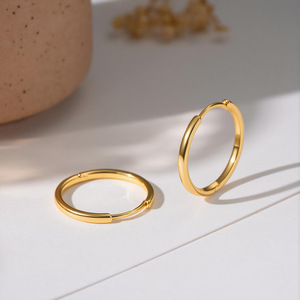 Pendientes de Aro Redondos Geométricos de Oro de 14k, Joyería de Moda para Fiestas - Product Image 3