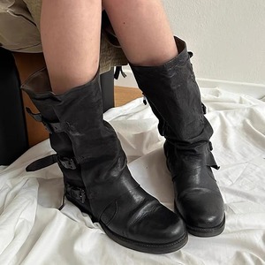 Botas de estilo Wasteland con hebilla de cinturón, negras, holgadas, para mujer, botas vaqueras retro desgastadas, versión de cuero vacuno, botas a media pantorrilla - Product Image 3