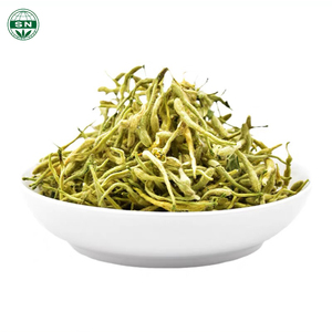 Thé aux fleurs de chèvrefeuille bio Jin Yin Hua herbes chinoises fraîchement traitées feuilles en vrac emballées en boîte ou bouteille en vrac - Product Image 2