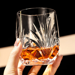 Copas de whisky y vino de lujo de alto valor Barra gruesa creativa KTV Vasos de vidrio para cerveza y vino extranjero - Product Image 4