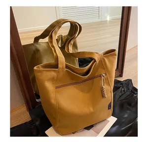 Tas Selempang Wanita Terbaru Gaya Trendi Serbaguna Kapasitas Besar Nuansa Mewah - Product Image 3