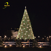 Support en métal léger d'arbre de cône de Noël de PVC LED de vente chaude pour la décoration et les ornements extérieurs