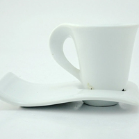 Vente en gros de tasses à café expresso de 90ml forme unique tasse à biscuits soucoupe logo personnalisé vaisselle de luxe minimaliste pour boire