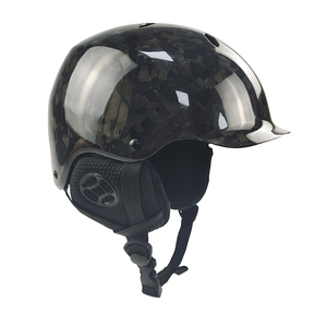 Casque de <span class=keywords><strong>ski</strong></span> et de snowboard en fibre de carbone Équipement de protection avancé pour les sports de libre équitation avec casque de neige de taille réglable - Product Image 4
