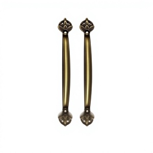 Manijas Tradicionales de Latón para Gabinetes con Extremos Florales para Puertas de Almacenamiento y Armarios - Product Image 6