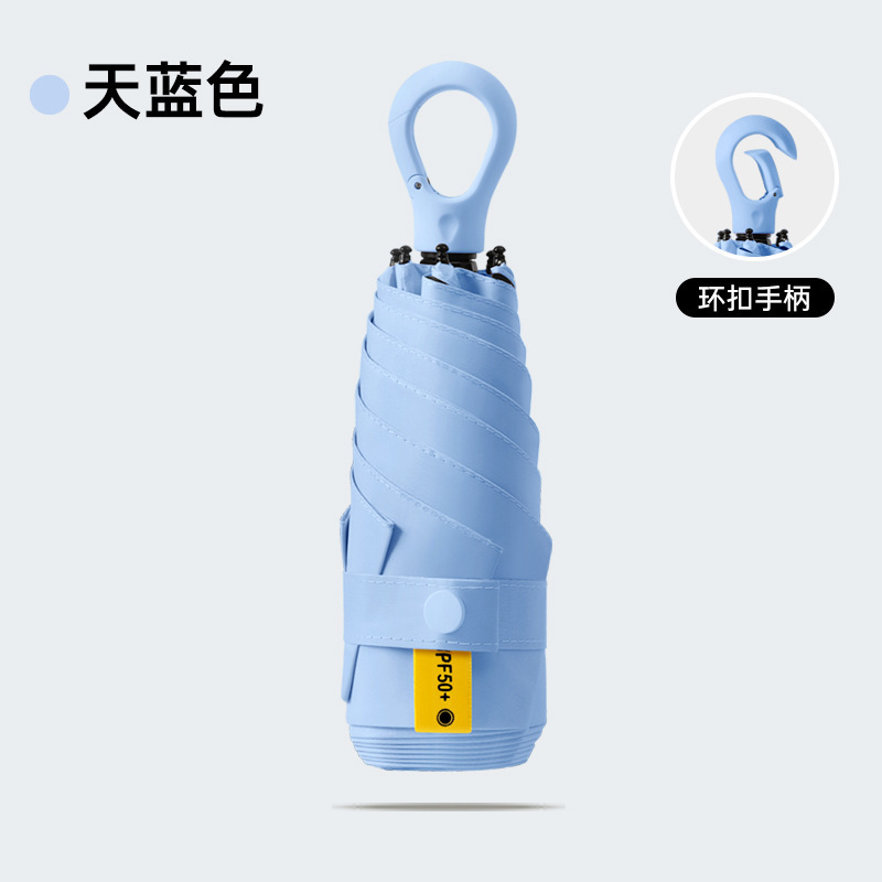 Parapluie bleu ciel - 50% de réduction - 6 baleines - poignée en forme de cœur avec intérieur.