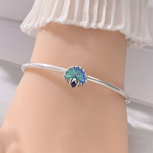Leuchtende Ozean-Charms Zirkon Niedliche Messing Versilberte Im-Dunkeln-Leuchtende Meereslebewesen Schildkröte Seestern Seepferdchen Perlen DIY Armband - Product Image 2