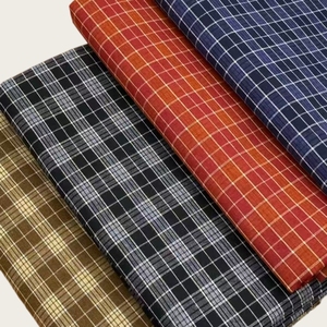 Tissu en rouleau Urban Crisp 18s, tissage uni mélangé, teint en fil, pour chemises, blouses et confection, résistant aux plis - Product Image 1