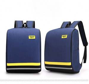 Mochila con logotipo personalizado con forro de nailon, mochila impermeable para estudiantes al aire libre para viajes, uso informal, estilo moderno, cierre de cremallera - Product Image 3