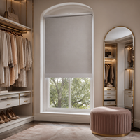 Stores à enroulement modernes pour chambre à coucher, filtrant la lumière, offrant une protection de la vie privée, sur mesure, fabriqués sur mesure