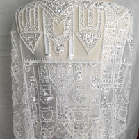 Tissu en dentelle brodé de perles et de sequins blancs en forme de château tridimensionnel - Tissu en dentelle pour robes de mariée de style européen