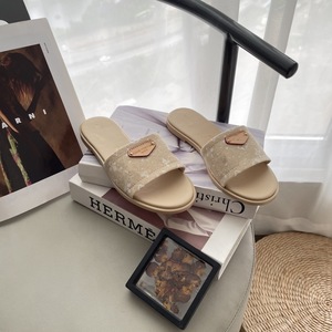 Sandalias de Mujer de Lujo INS 2025, Nuevas, de Alta Calidad, Retro, Estampadas, para Exteriores, Moda, Pantuflas de Una Pieza - Product Image 5