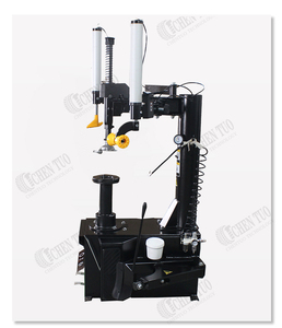 CHENTUO CT707 OEM Desmontadora de Neumáticos Semiautomática de Servicio Pesado para Camiones, Sin Plato Giratorio, Abrazadera de Rueda, Fuente de Alimentación 220V, Presión de Trabajo 8MPA - Product Image 2