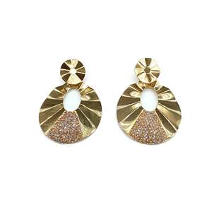 ต่างหูแฟชั่นแบบห้อย ชุบทอง PVD สแตนเลสสตีล 316L ทนทาน เป็นมิตรต่อสิ่งแวดล้อม เครื่องประดับที่โดดเด่น - Product Image 1