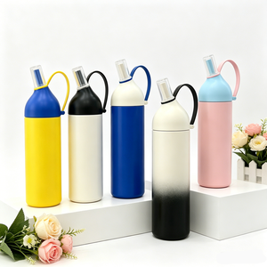 Nouvelle <span class=keywords><strong>Bouteille</strong></span> d'Eau <span class=keywords><strong>Isotherme</strong></span> en Acier Inoxydable 2026 pour Activités de Plein Air, Escalade en Montagne, Sport Portable avec Couvercle Anti-Poussière, Paille et Poignée - Product Image 2