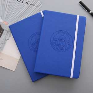 Carnet à couverture rigide en cuir PU bleu foncé personnalisé avec logo en relief, 100 feuilles, impression UV et bande élastique - Cadeau promotionnel - Product Image 1