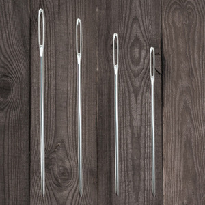 Aiguilles à coudre rondes à manche doré et grande œille pour broderie, couture du cuir et du ruban de <span class=keywords><strong>laine</strong></span> – Vente en gros Zhejiang - Product Image 2