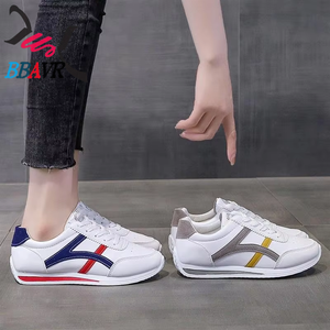 Zapatos casuales transpirables de malla ligera con amortiguación de aire y correa de monje sintética para mujer, novedad de otoño 2024, ideales para primavera. - Product Image 1