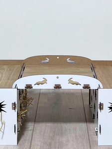 Jaula de alimentación moderna para mascotas, accesorio ODM OEM, puente de alimentación de heno de madera hecho a mano para gatos, conejillos de indias, juguetes interactivos con movimiento - Product Image 2