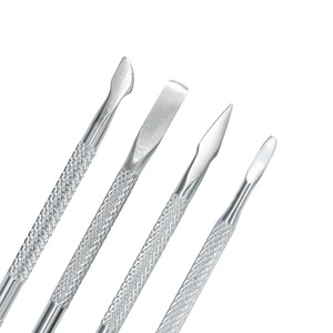 Empujador y Removedor de Cutículas Profesional de Acero Inoxidable Plateado, Herramientas de Pedicura y Manicura de 12.5cm para Uñas de Manos y Pies - Product Image 4